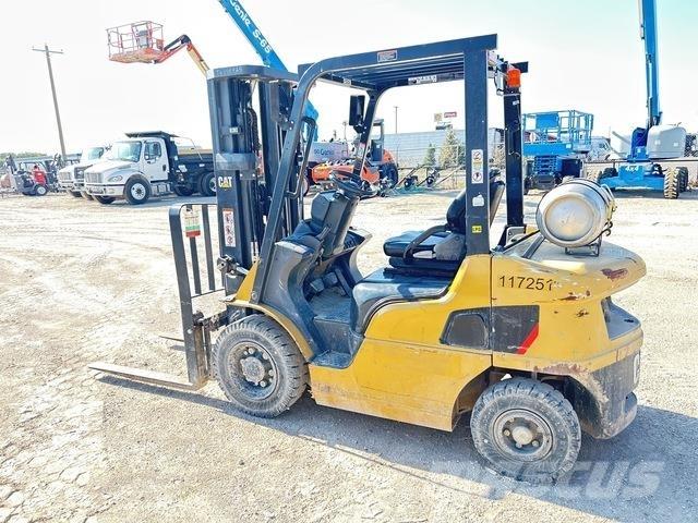 CAT GP25N 其他叉车