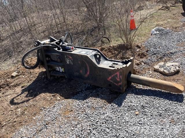 CAT H130GC 破碎锤