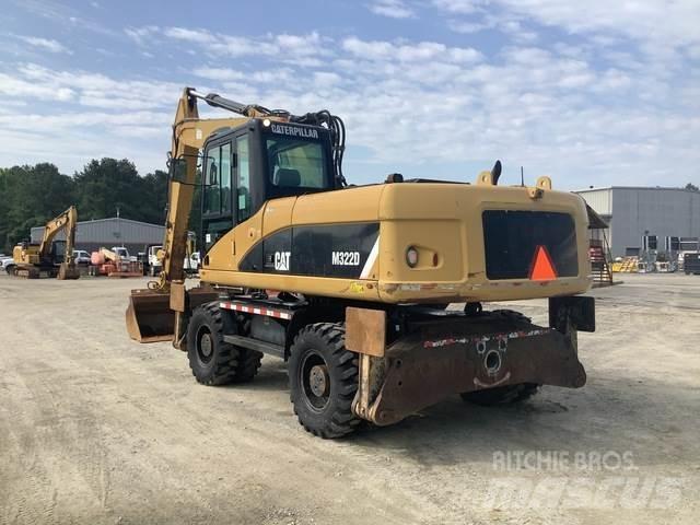 CAT M322D 轮式挖掘机
