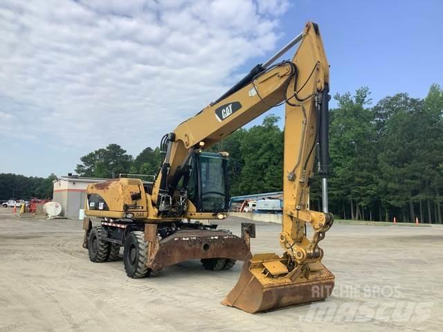 CAT M322D 轮式挖掘机