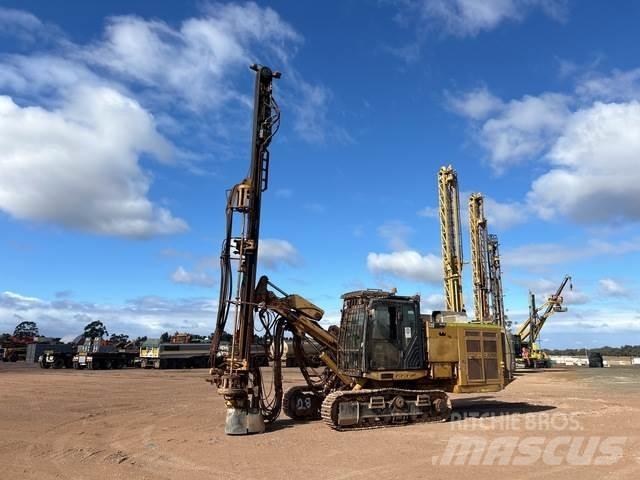CAT MD5150 钻孔机