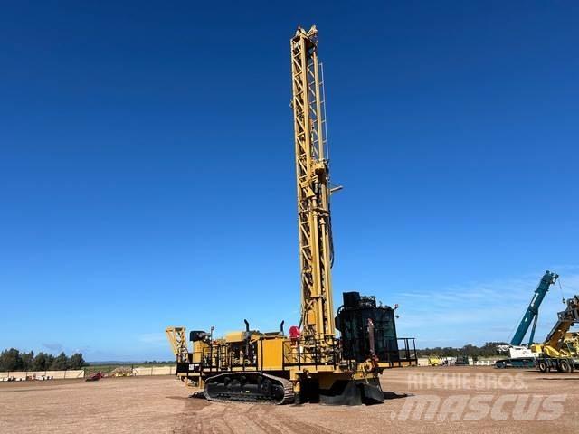 CAT MD6250 钻孔机