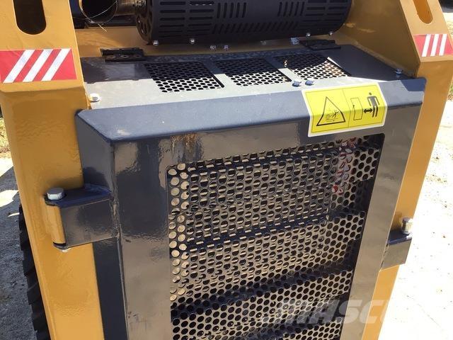 CFG KRW232 滑移装载机