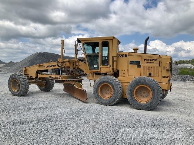 Champion 720A 平地机/推土机
