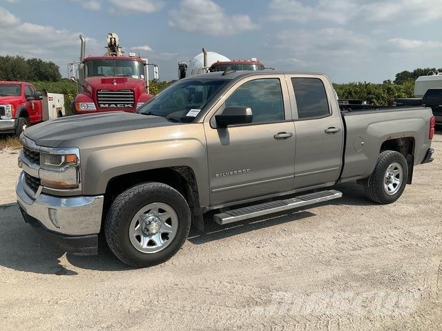 Chevrolet 1500 皮卡车