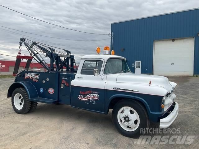 Chevrolet 3100 救援车