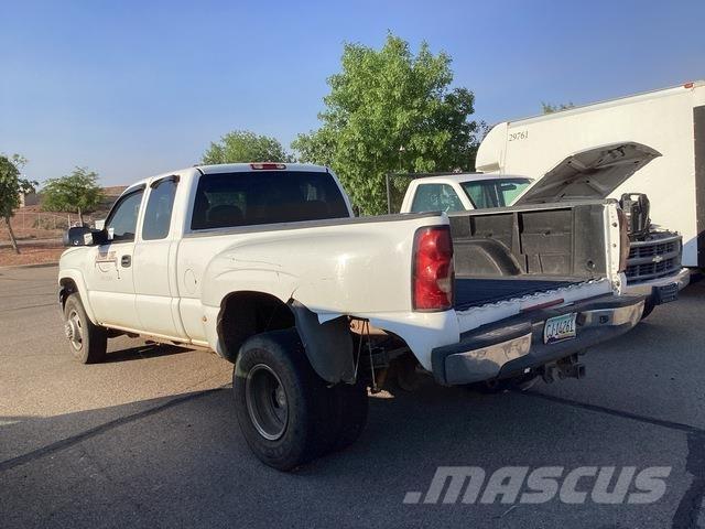 Chevrolet 3500 皮卡车
