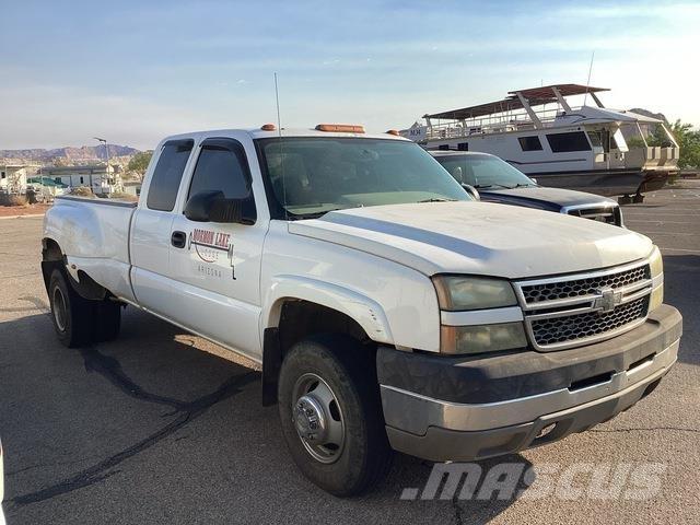 Chevrolet 3500 皮卡车