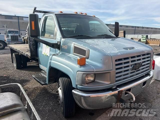 Chevrolet 4500 平板栏板货车