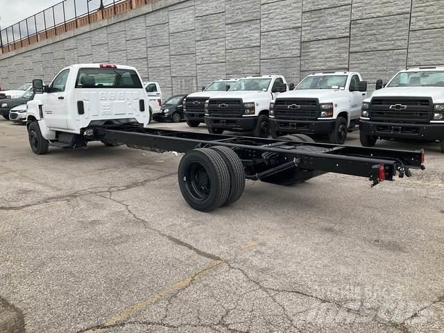 Chevrolet 6500 驾驶室与内部