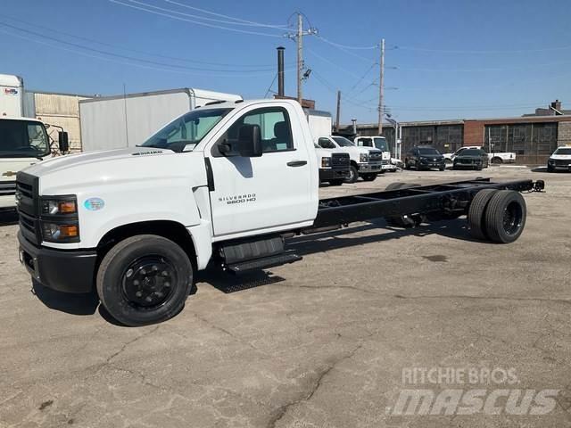 Chevrolet 6500 驾驶室与内部