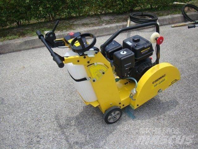 Cormac CQ480 岩石和混凝土锯