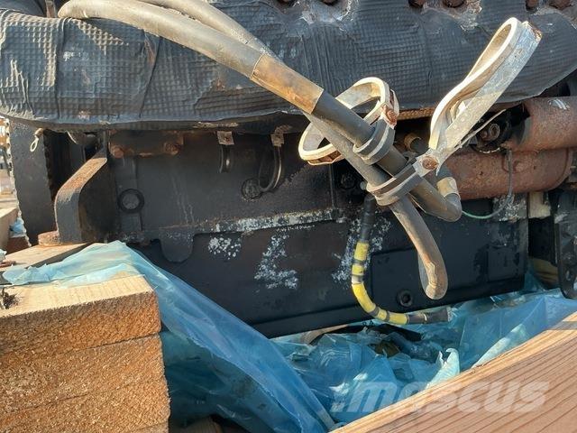 Cummins V903 发动机