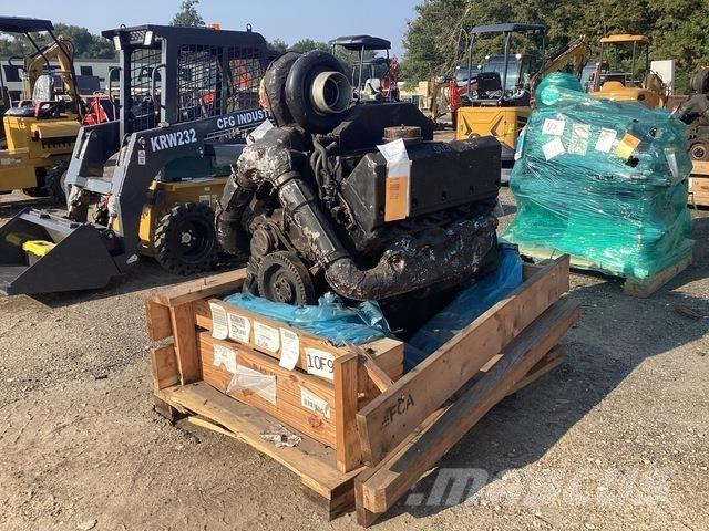 Cummins V903 发动机