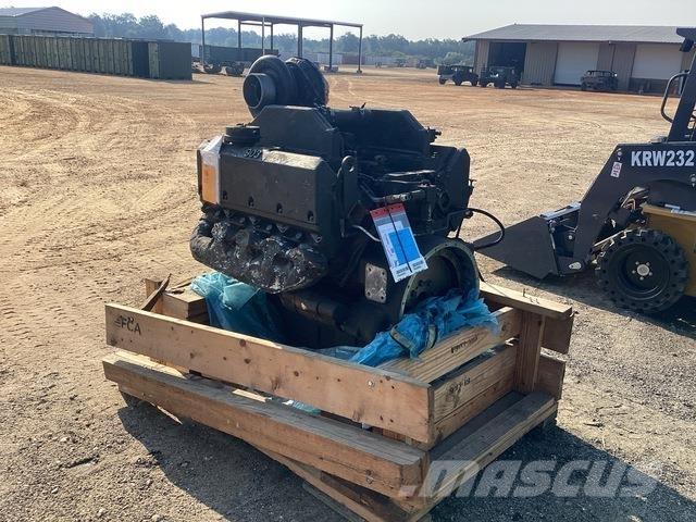 Cummins V903 发动机