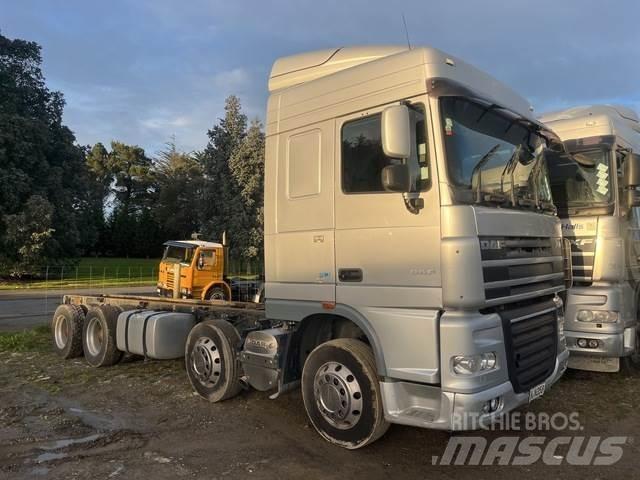 DAF XF105 平板车