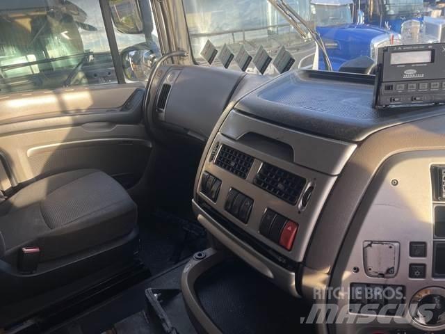 DAF XF105 平板车