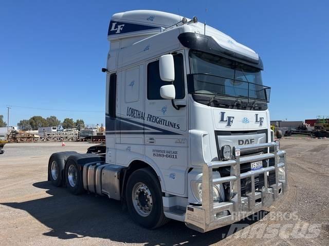 DAF XF530FTT 牵引车