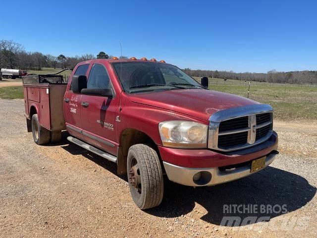 Dodge 3500 皮卡车