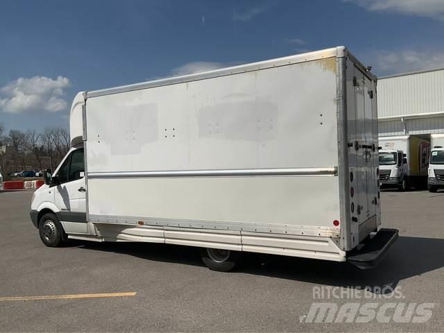 Dodge 3500 厢式货车