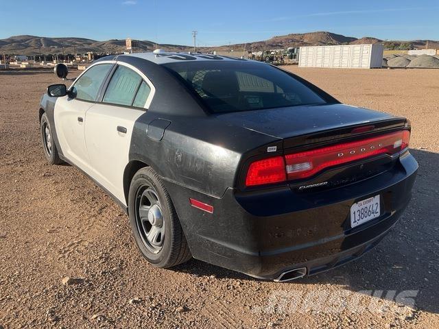 Dodge Charger 汽车