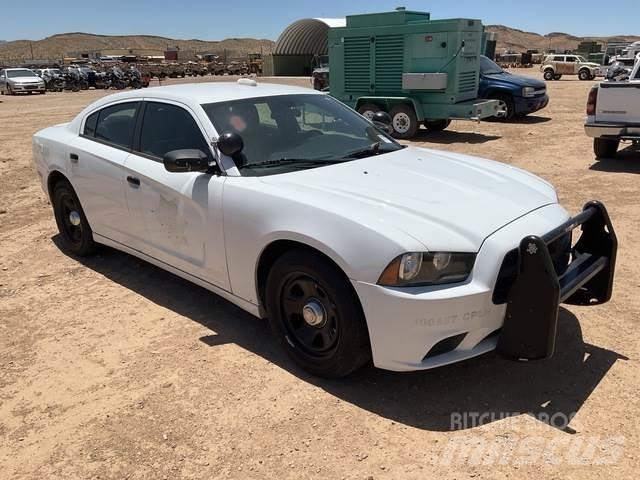 Dodge Charger 汽车