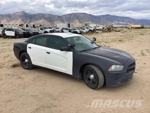 Dodge Charger 汽车