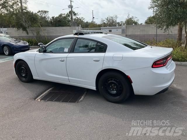 Dodge Charger 汽车