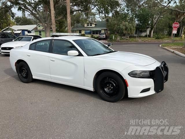 Dodge Charger 汽车