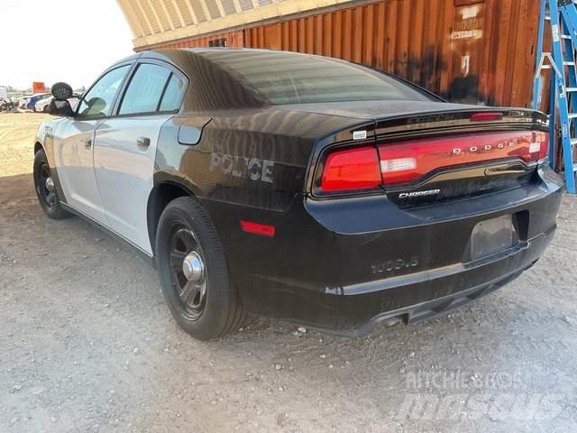 Dodge Charger 汽车
