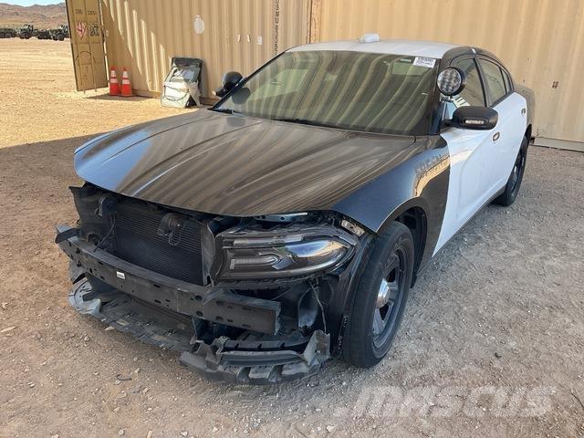 Dodge Charger 汽车