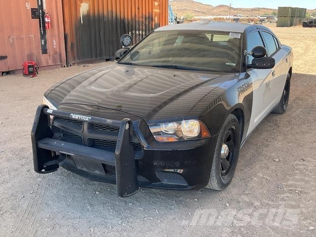 Dodge Charger 汽车