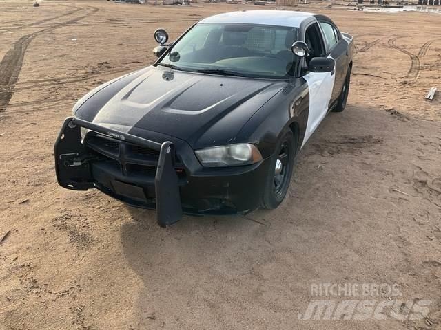 Dodge Charger 汽车