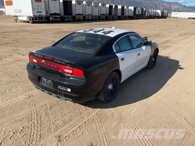 Dodge Charger 汽车