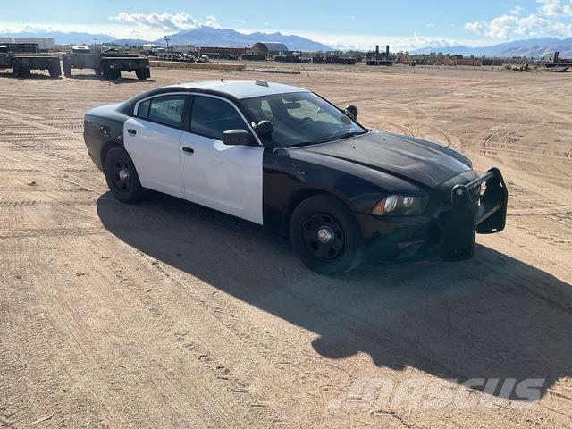 Dodge Charger 汽车