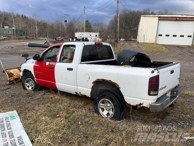 Dodge Ram 1500 推雪机