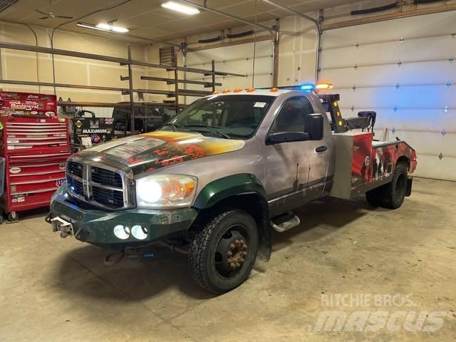 Dodge Ram 5500 救援车