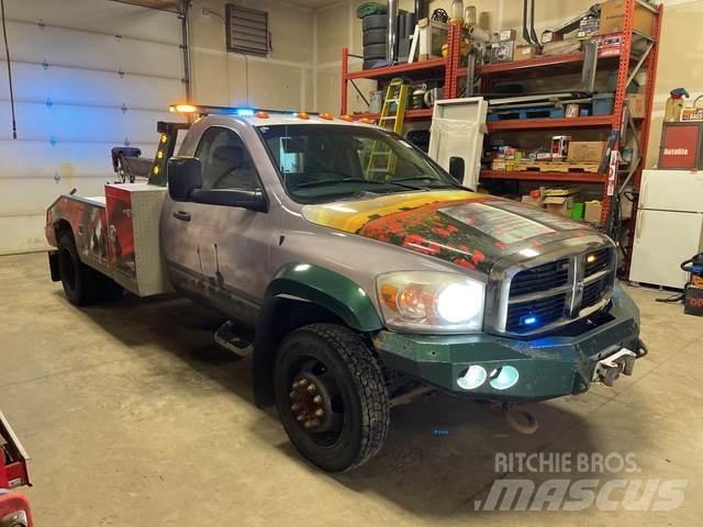 Dodge Ram 5500 救援车