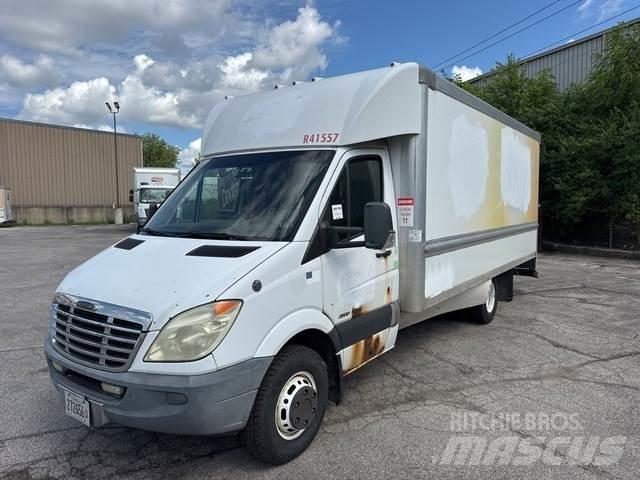 Dodge Sprinter 商务面包车