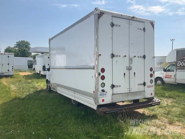 Dodge Sprinter 大型面包车