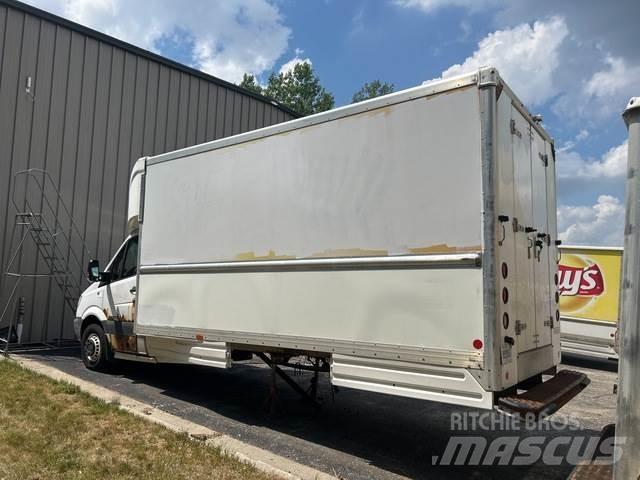 Dodge Sprinter 大型面包车