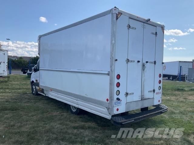 Dodge Sprinter 大型面包车