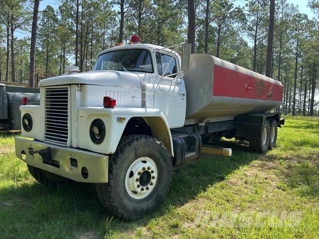 Dodge T80 水罐车