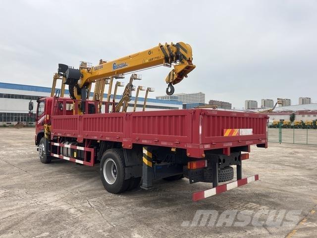 Dongfeng  起重车