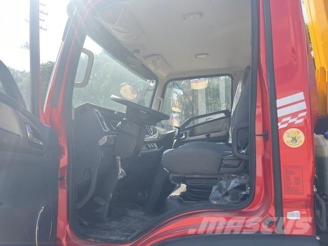 Dongfeng DV3 起重车