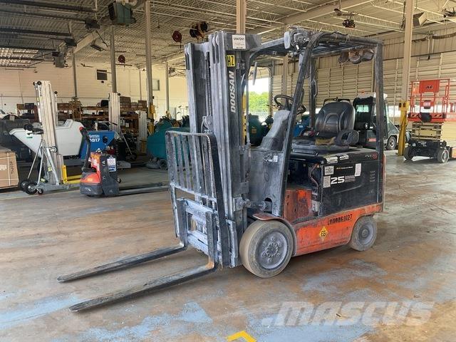 Doosan BC25S-5 电动叉车