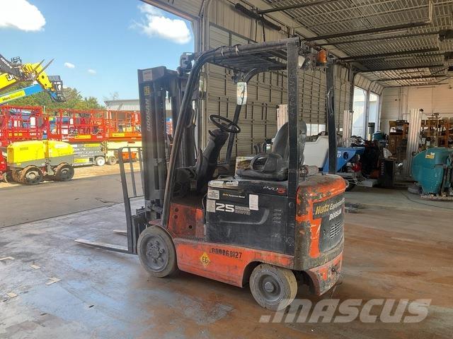 Doosan BC25S-5 电动叉车