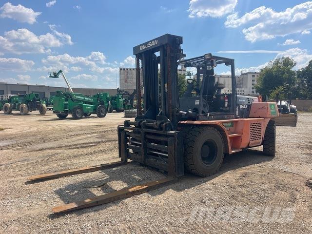 Doosan D160S-5 其他叉车