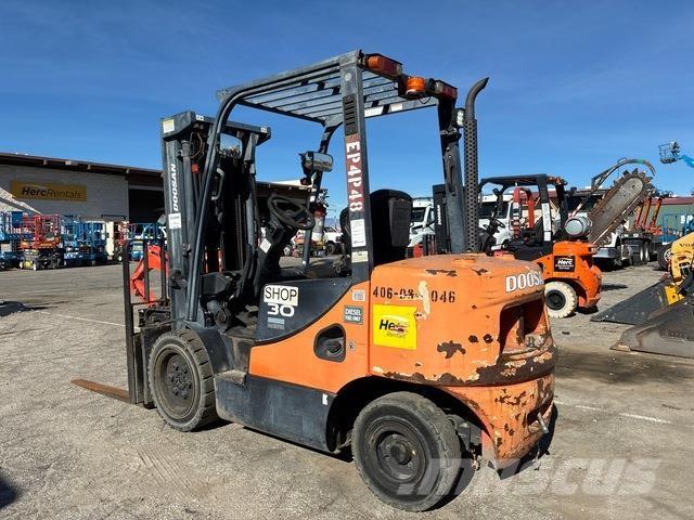Doosan D30S-5 其他叉车