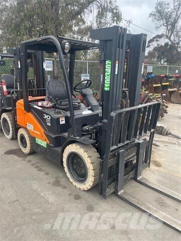 Doosan D30S7 其他叉车